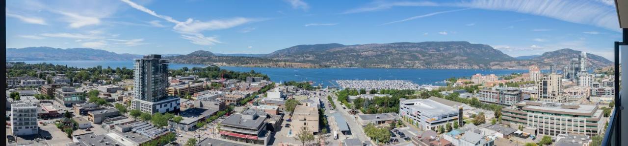 Awesome View 21 Two Bedroom One Bath Downtown Lake View Near Beach Kelowna Extérieur photo
